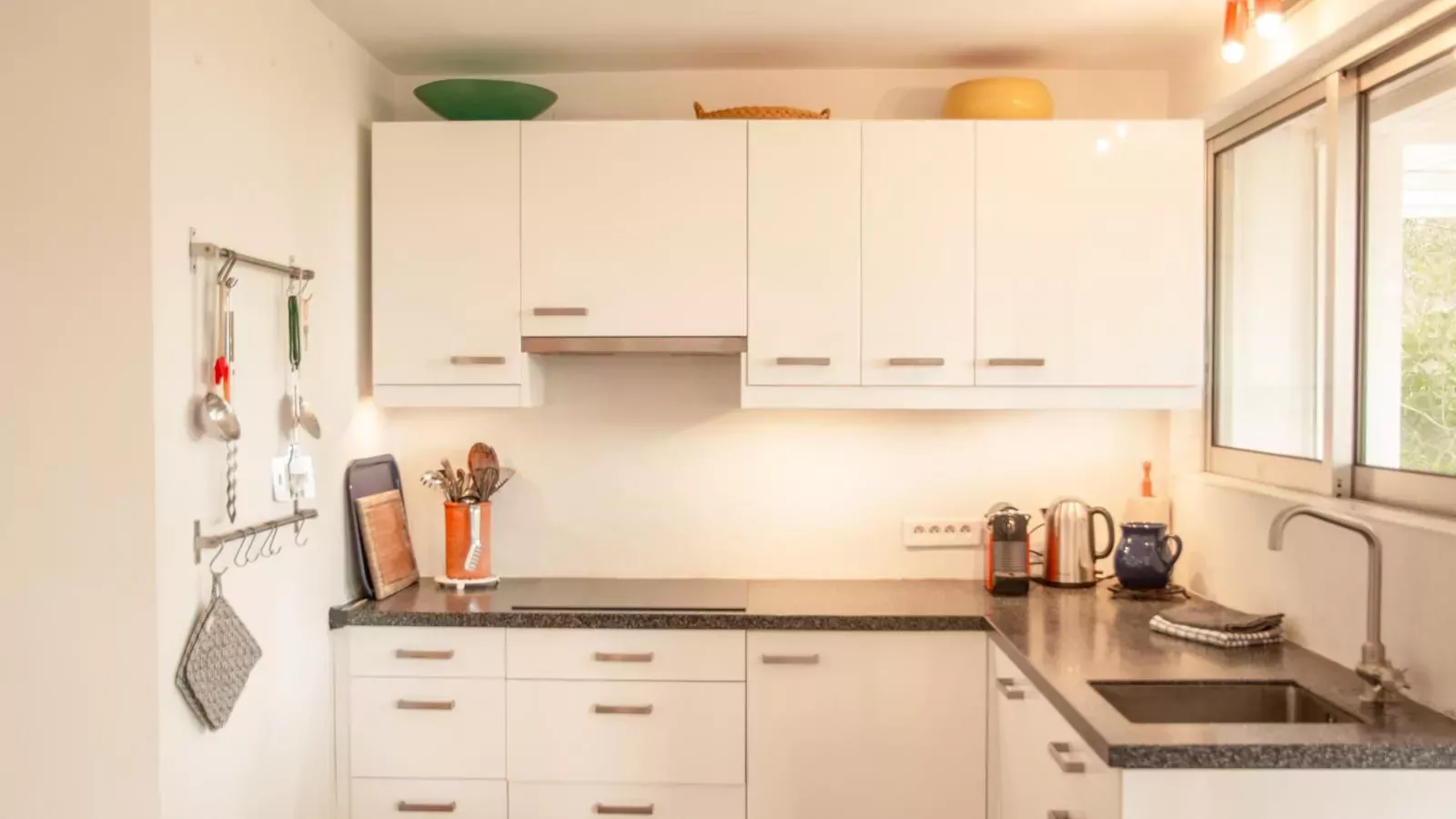 Loumic-Kitchen