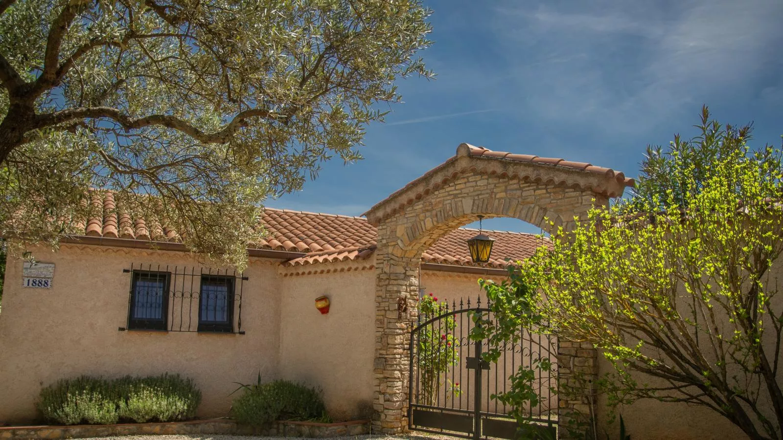 Villa Valentin-Exterior summer