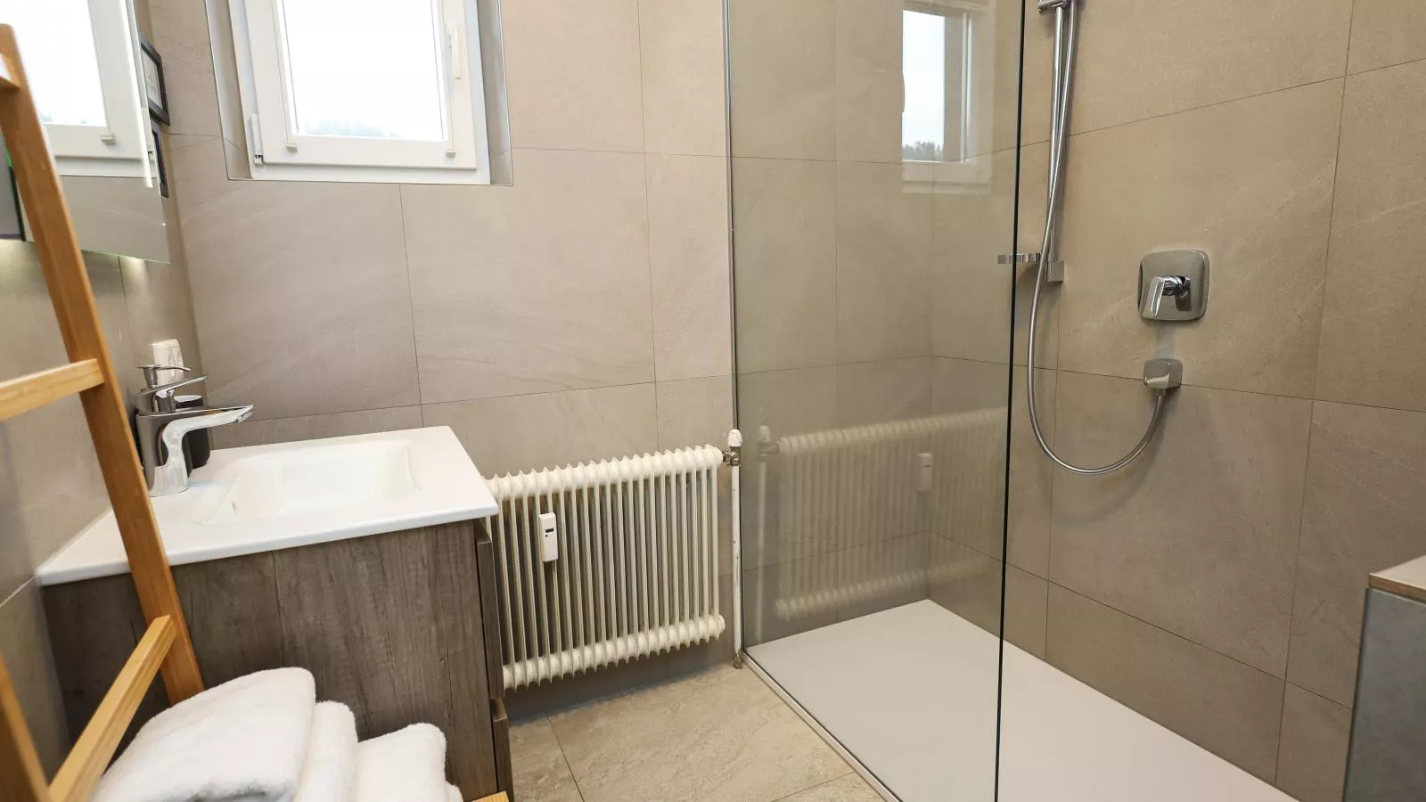 Tirola Platzl-Bathroom
