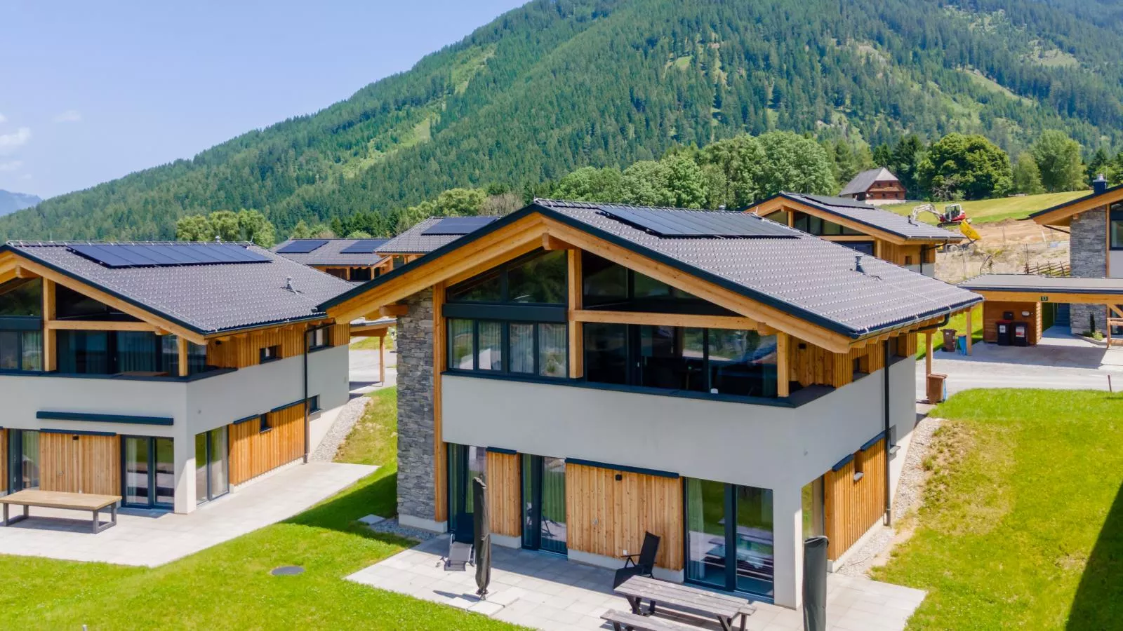 Grebenzen Top Chalet Mazzel-Exterior in summer