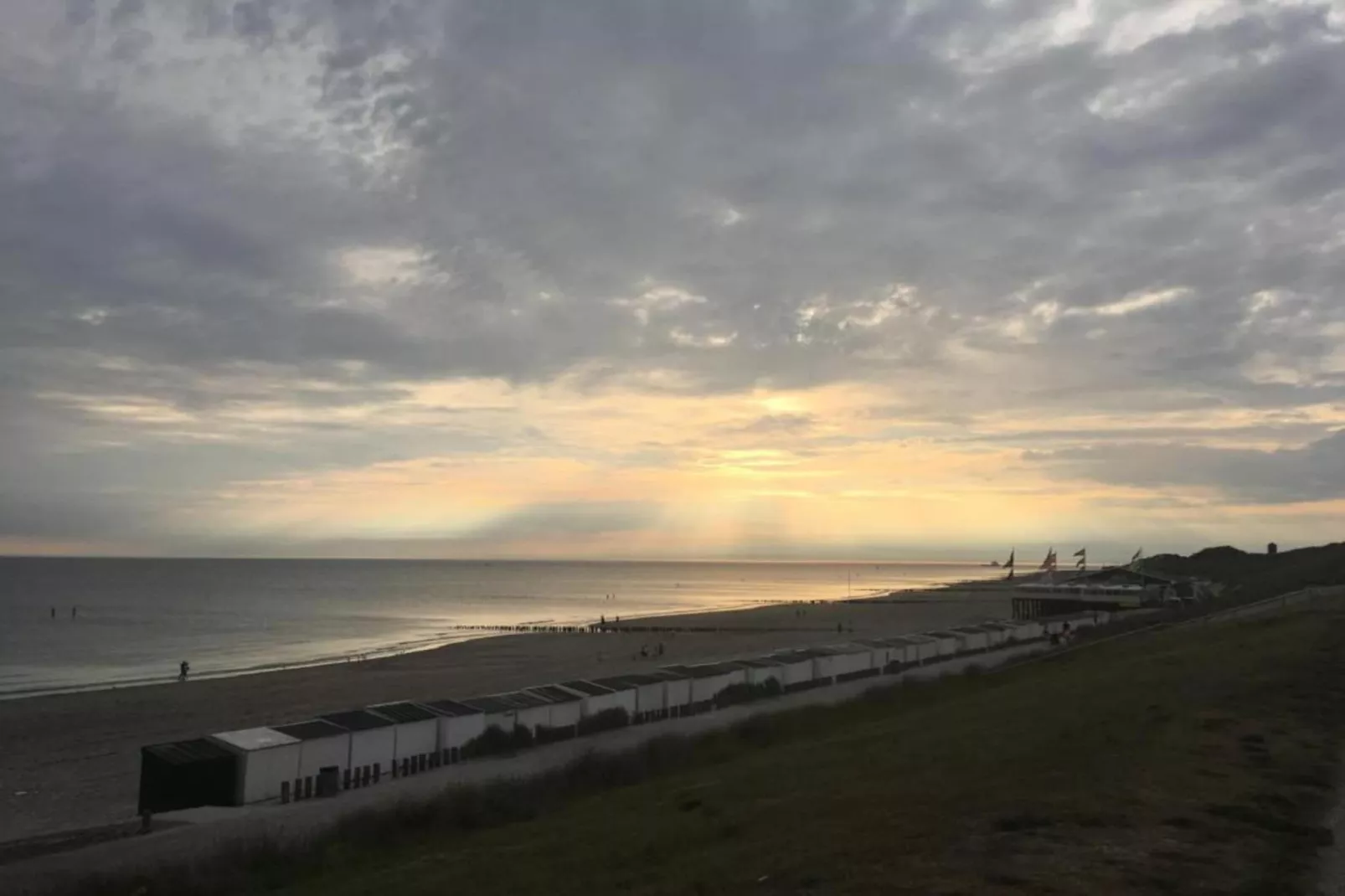 Zoutelande 'Kurhaus appartement nr 1-Gebiete Sommer 1 km