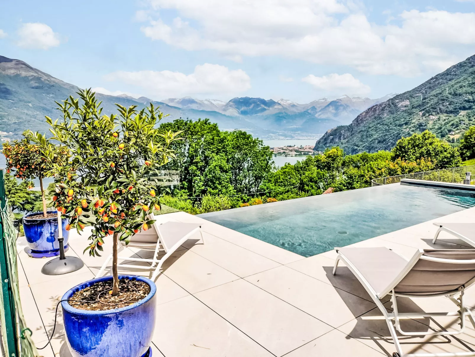 La Terrazza sul Lago
