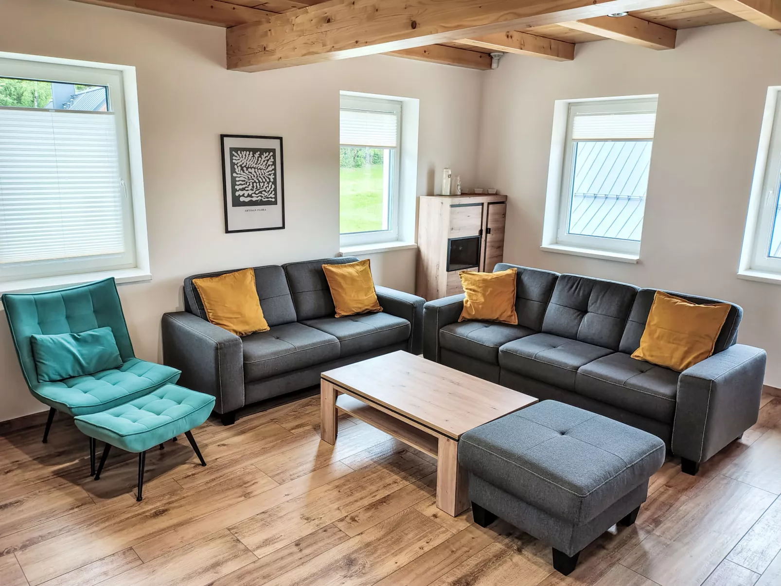 13ka Sunny Lodge-Inside