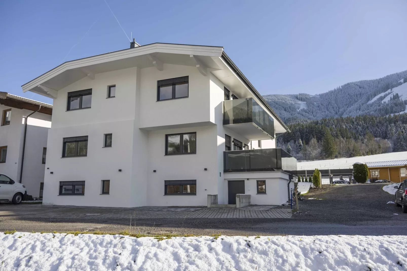 Residenz Gamper-Exterior winter