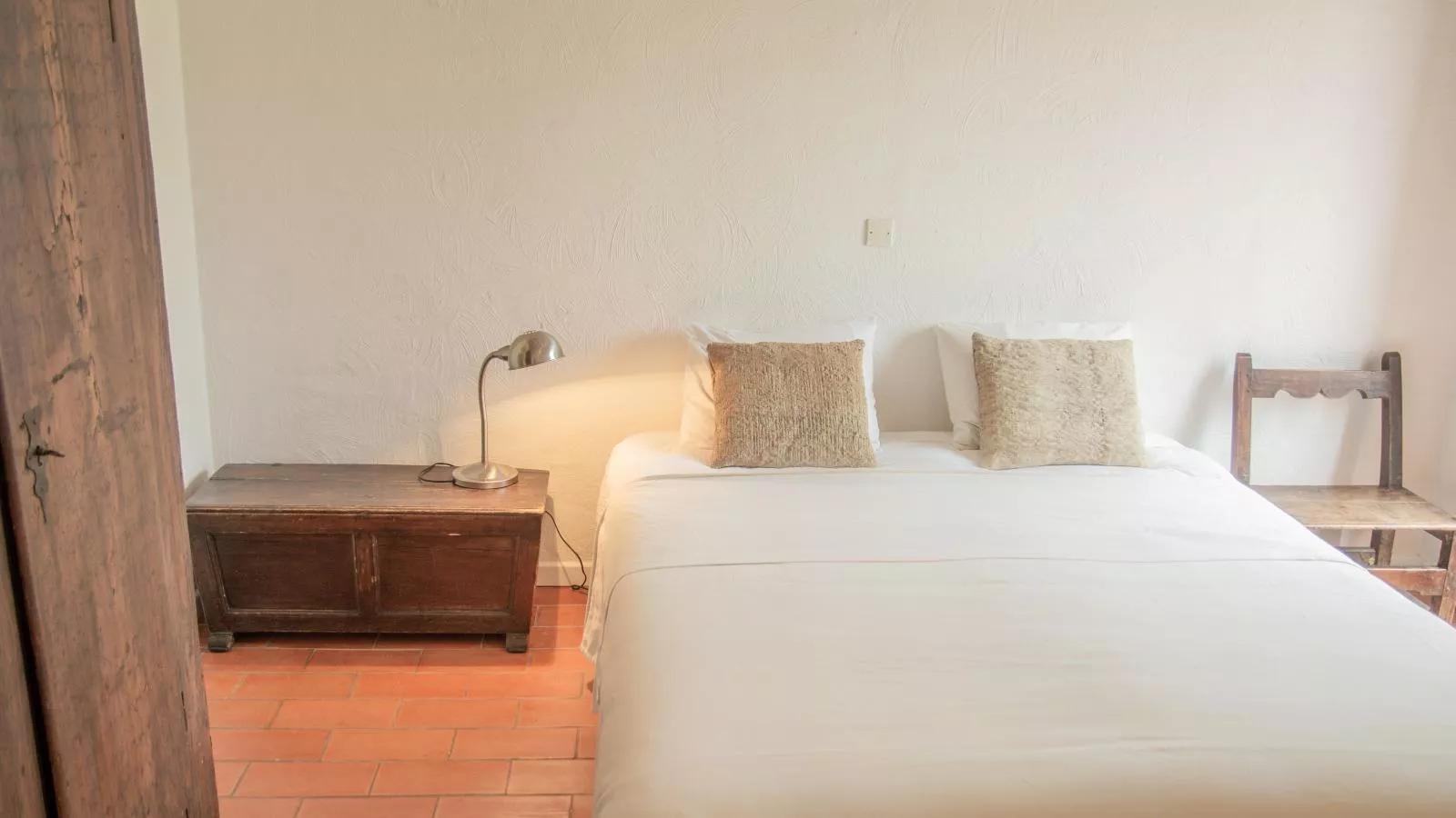 Maison l Arc-Bedroom