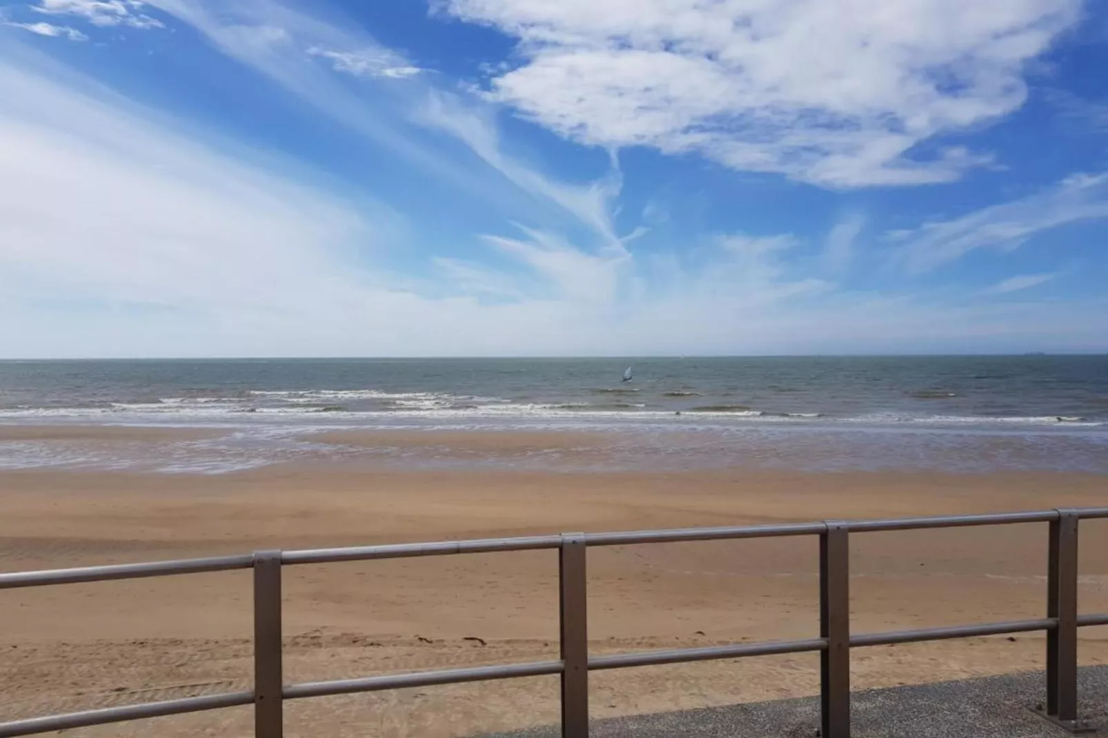 La Caravelle-Areas within 1km in summer