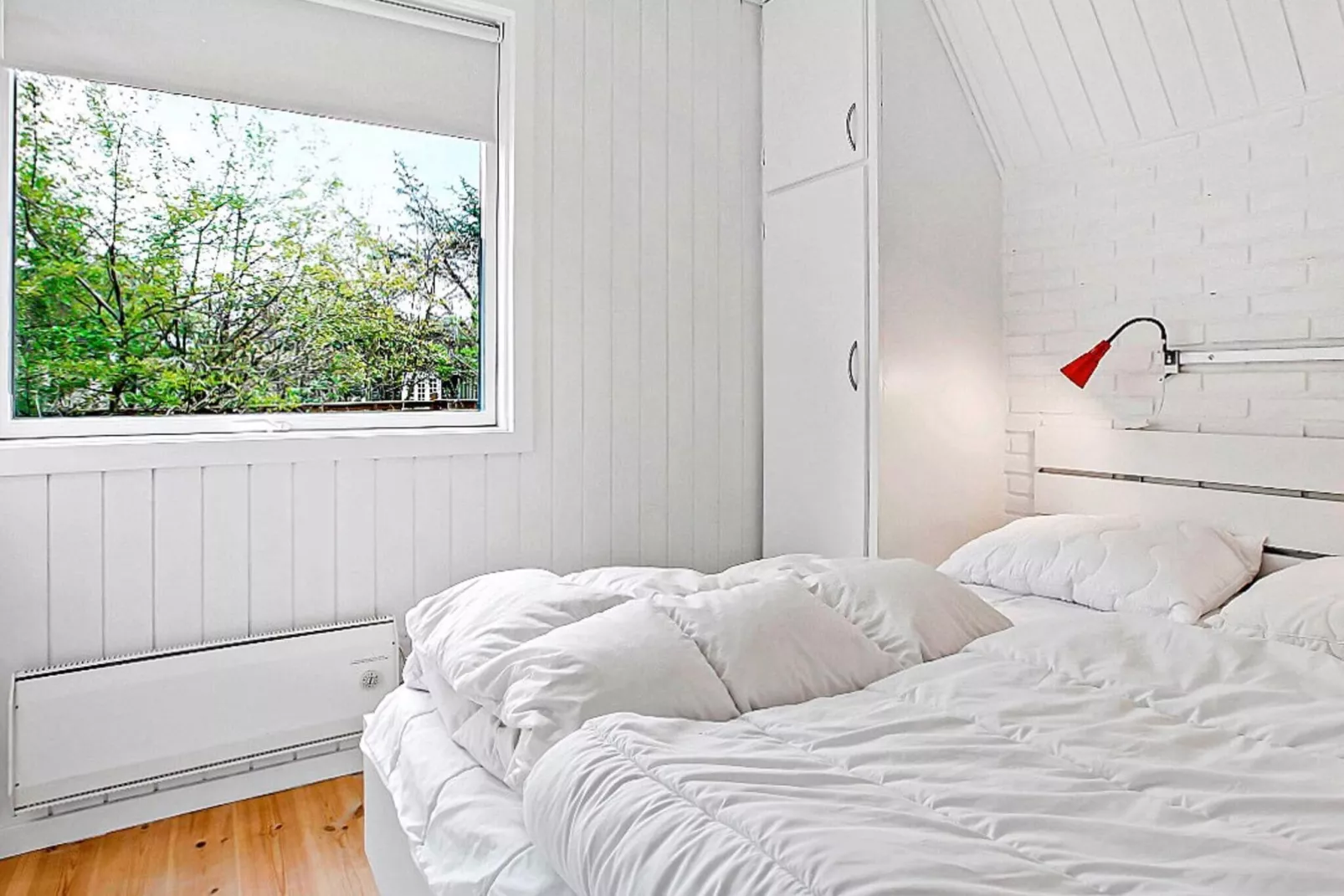 12 person holiday home in Glesborg-Indoor