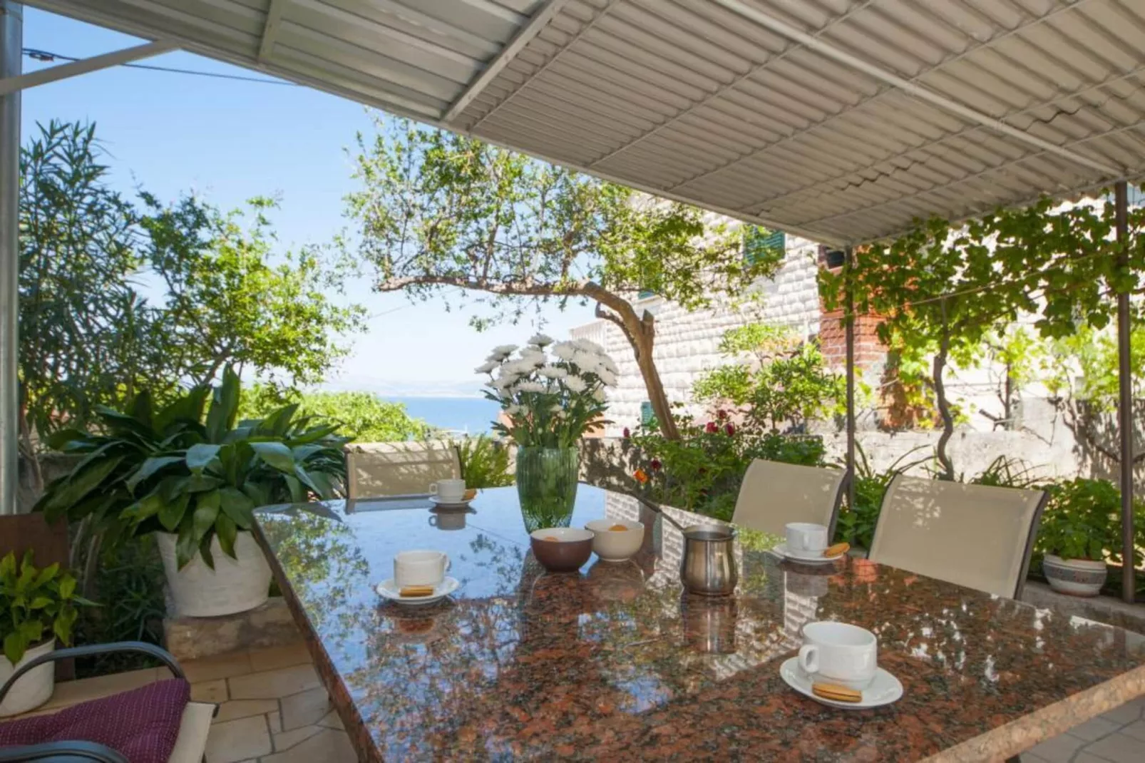 Apartments Mira -One Bedroom Apartment with Terrace and Sea View(A1)