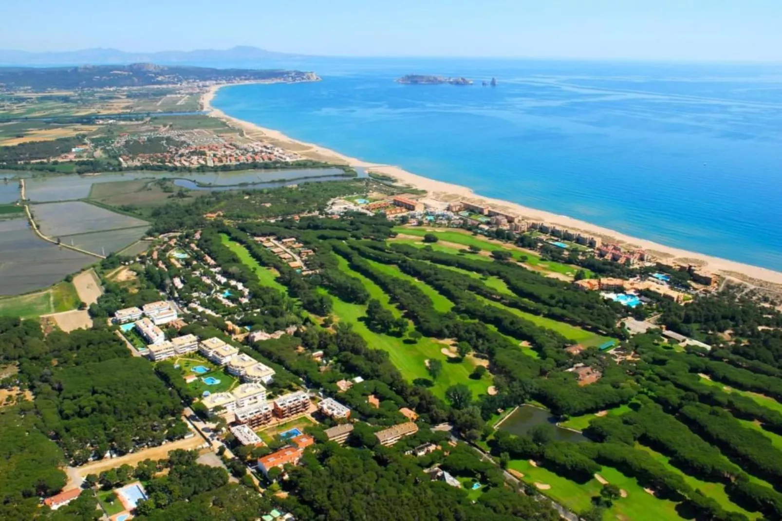 ESTUDI SWING-Zones d'été à 20 km
