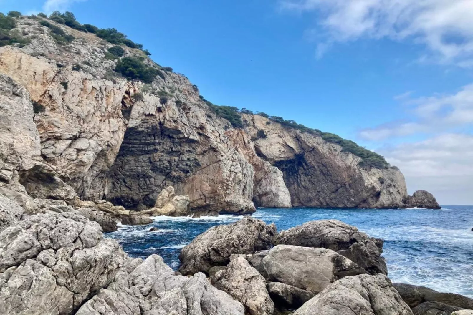 CAP CASTELL 8-A-Areas summer 5km