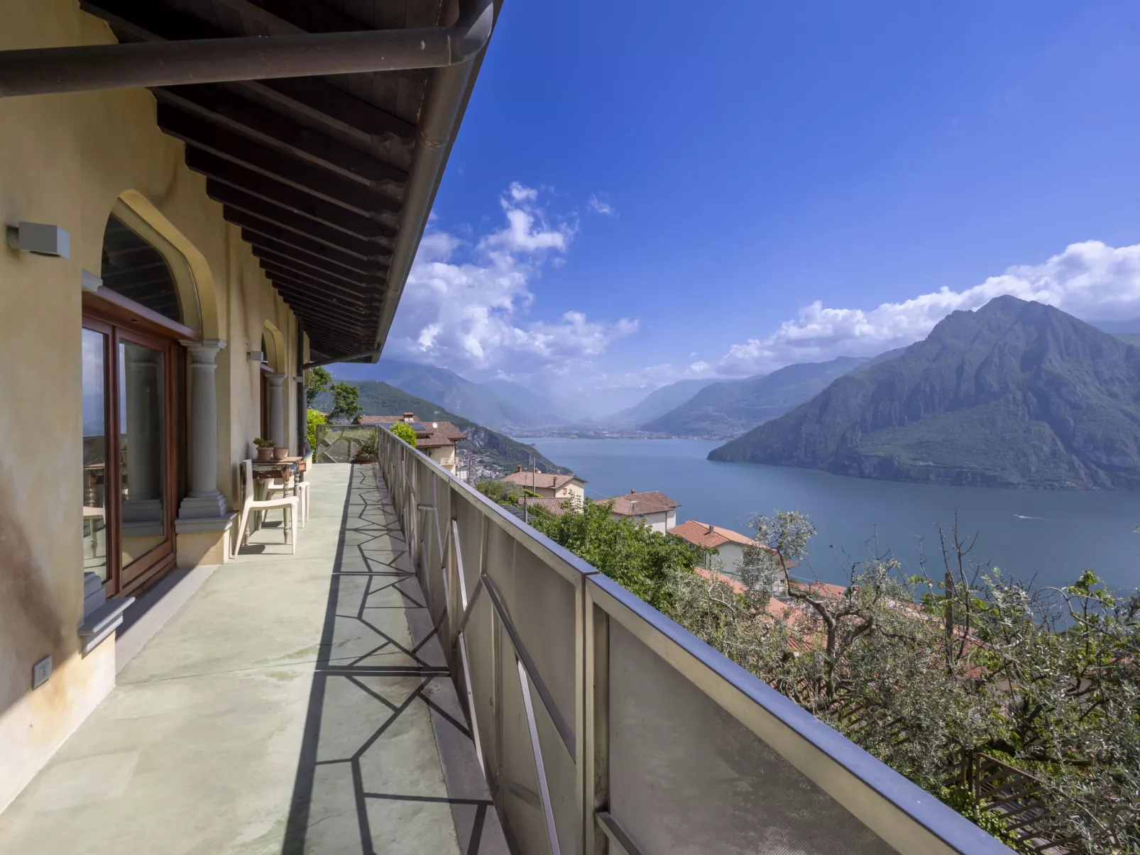 Xino Terrace View-Outside