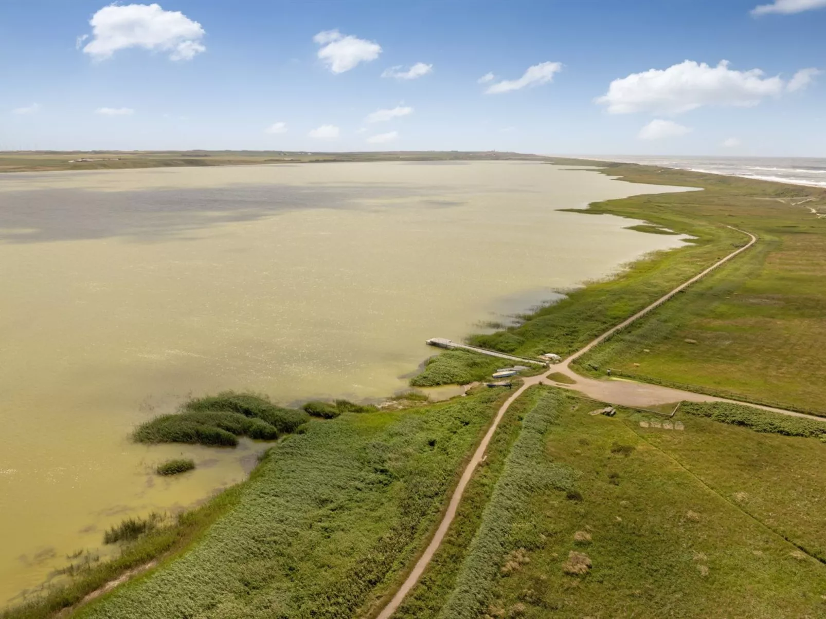 "Waghn" - 250m from the sea-Outside