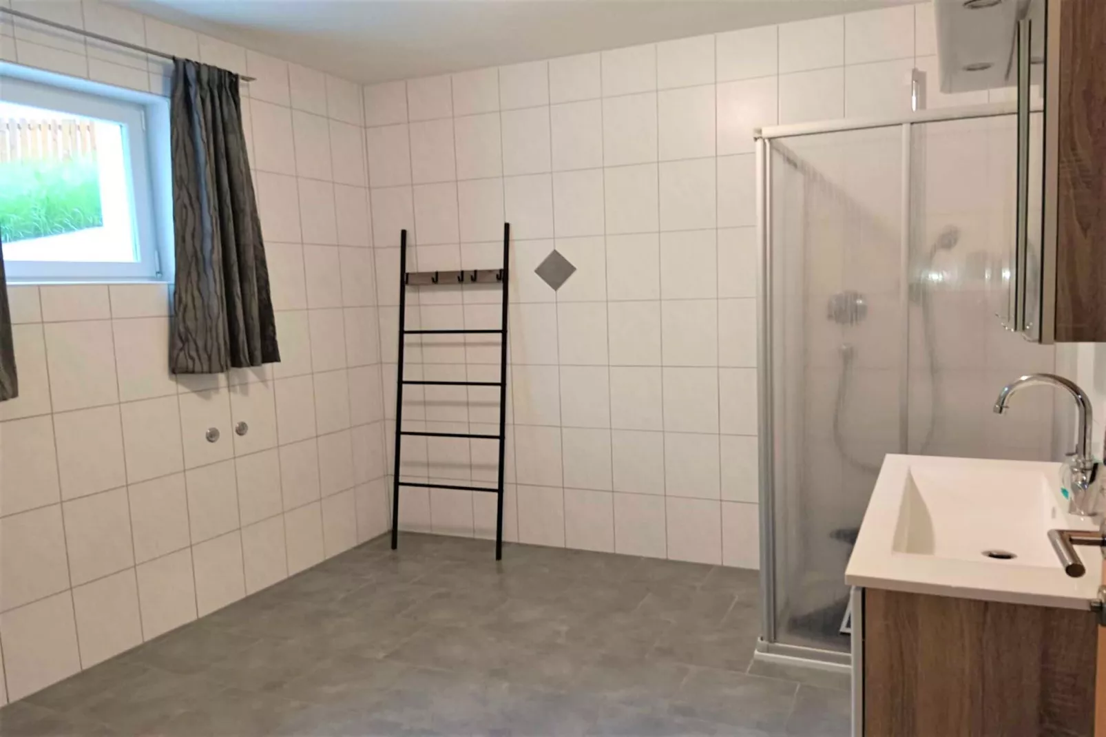 Appart Mount Gilfert View-Bathroom