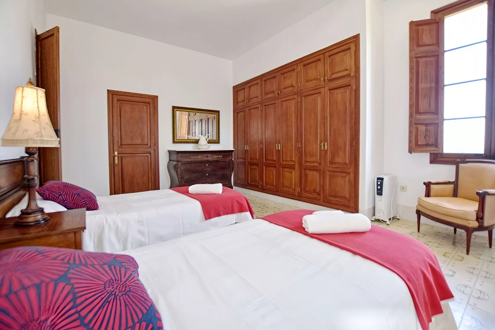 Son Granada-Schlafzimmer