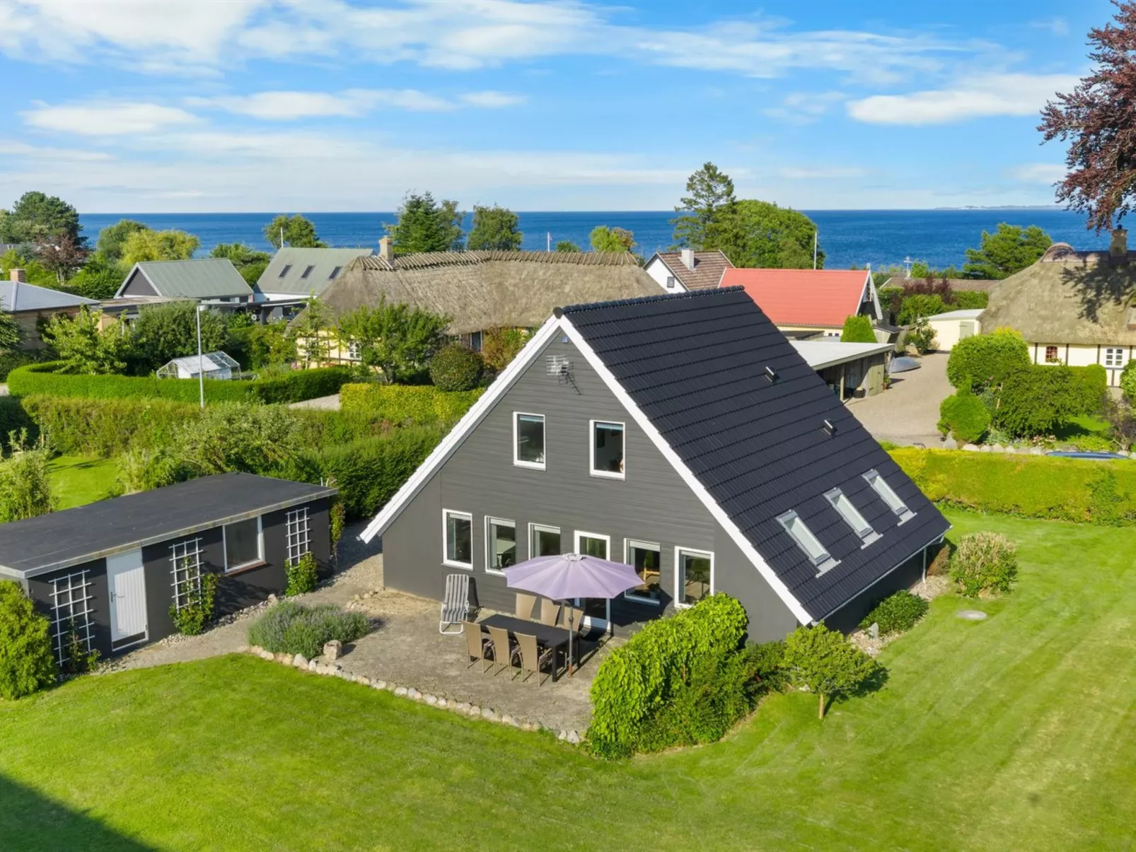 "Begitte" - 200m from the sea