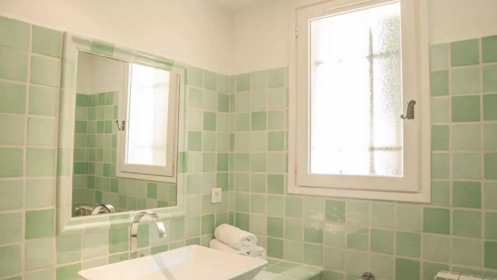 Alcalias-Bathroom
