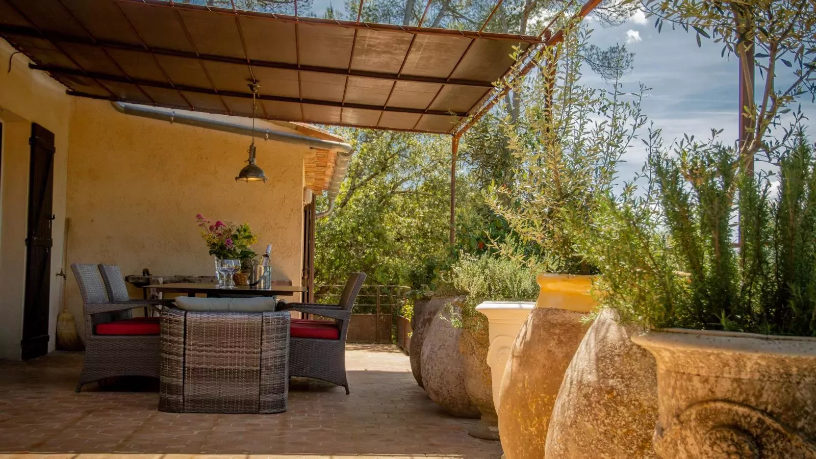 La Bastide Romaine-Terrace balcony