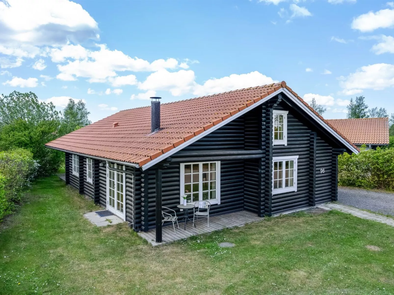 "Edzard" - 900m from the sea