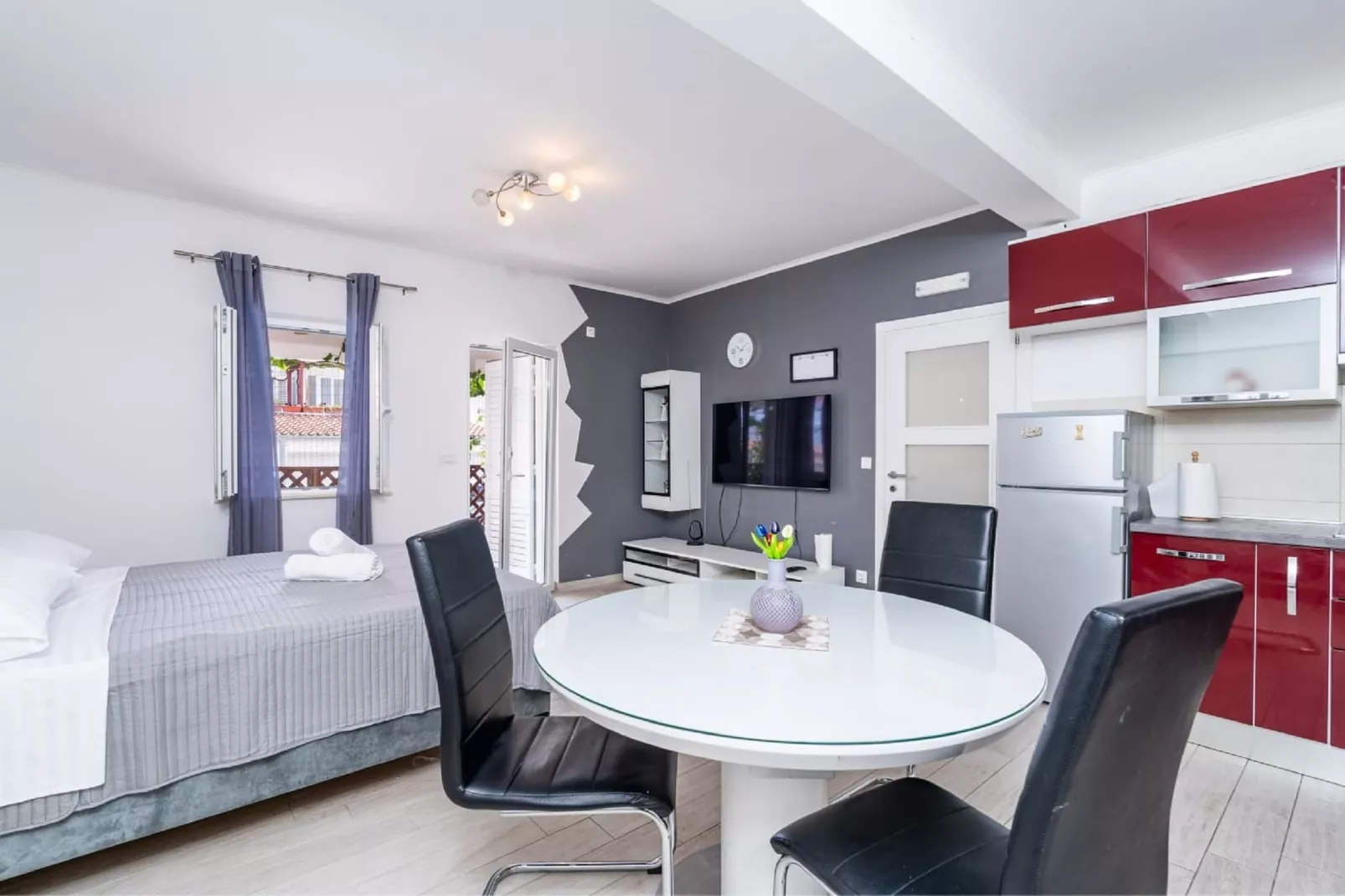 Studio Apartment Feather - Studio Apartment with Terrace