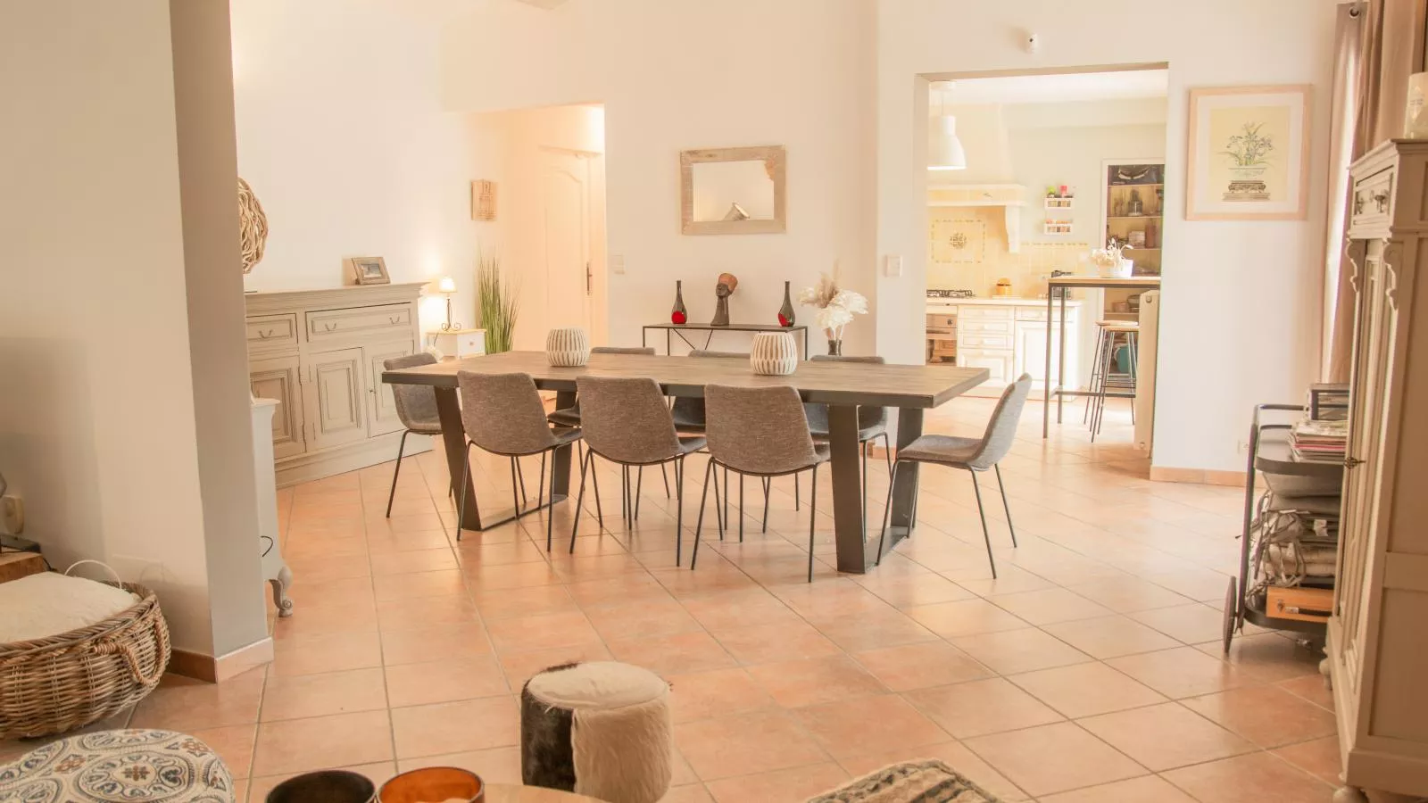 La Roque-Living room