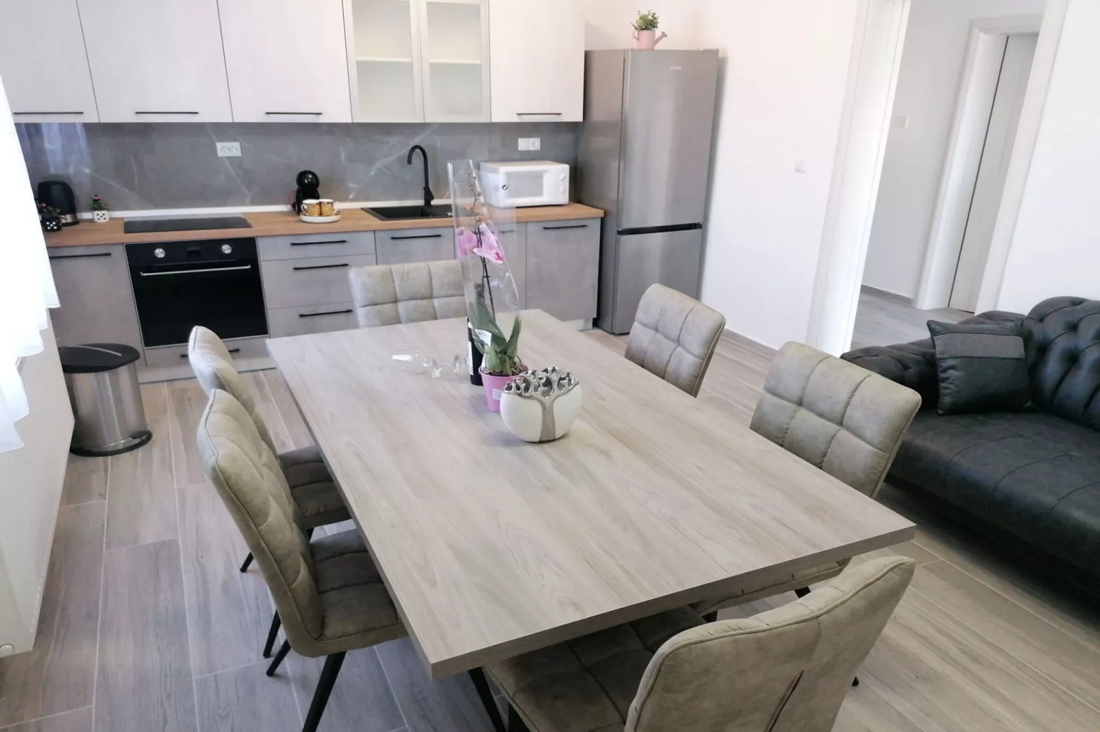 Apartment Ivica - Three Bedroom Apartment with Terrace