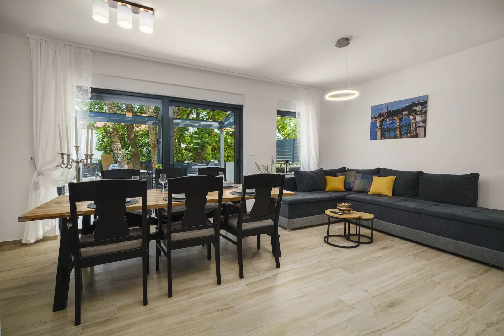 Villa Tria Quercus - Two Bedroom Villa with Terrace and Swimping pool