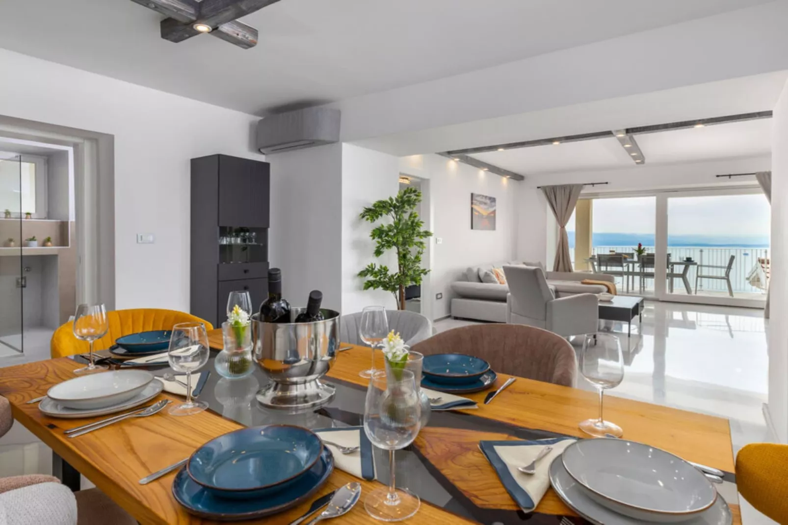 Apartments Bregha - Three Bedroom Apartment with Terrace