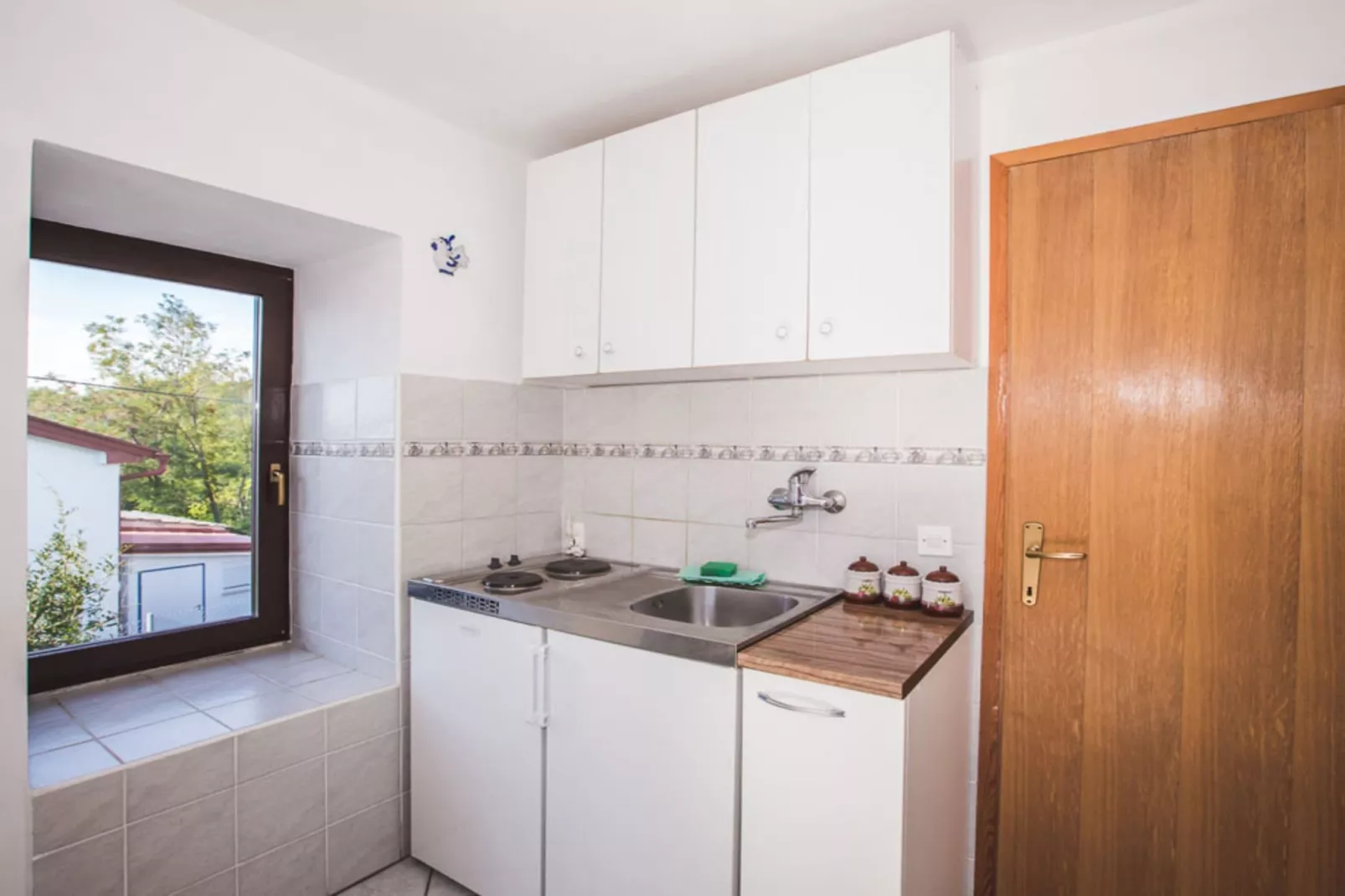 Apartments Jug - Studio Apartment with Balcony