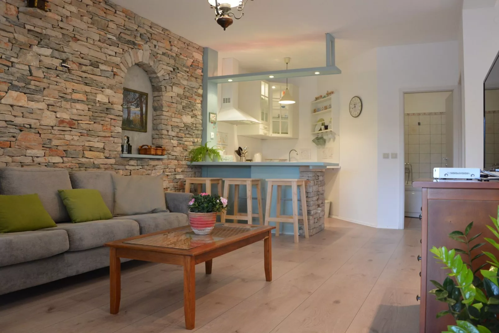 Blissful Bay Apartments Vrboska - Two Bedroom Apartment with Terrace (owner Kadulja)
