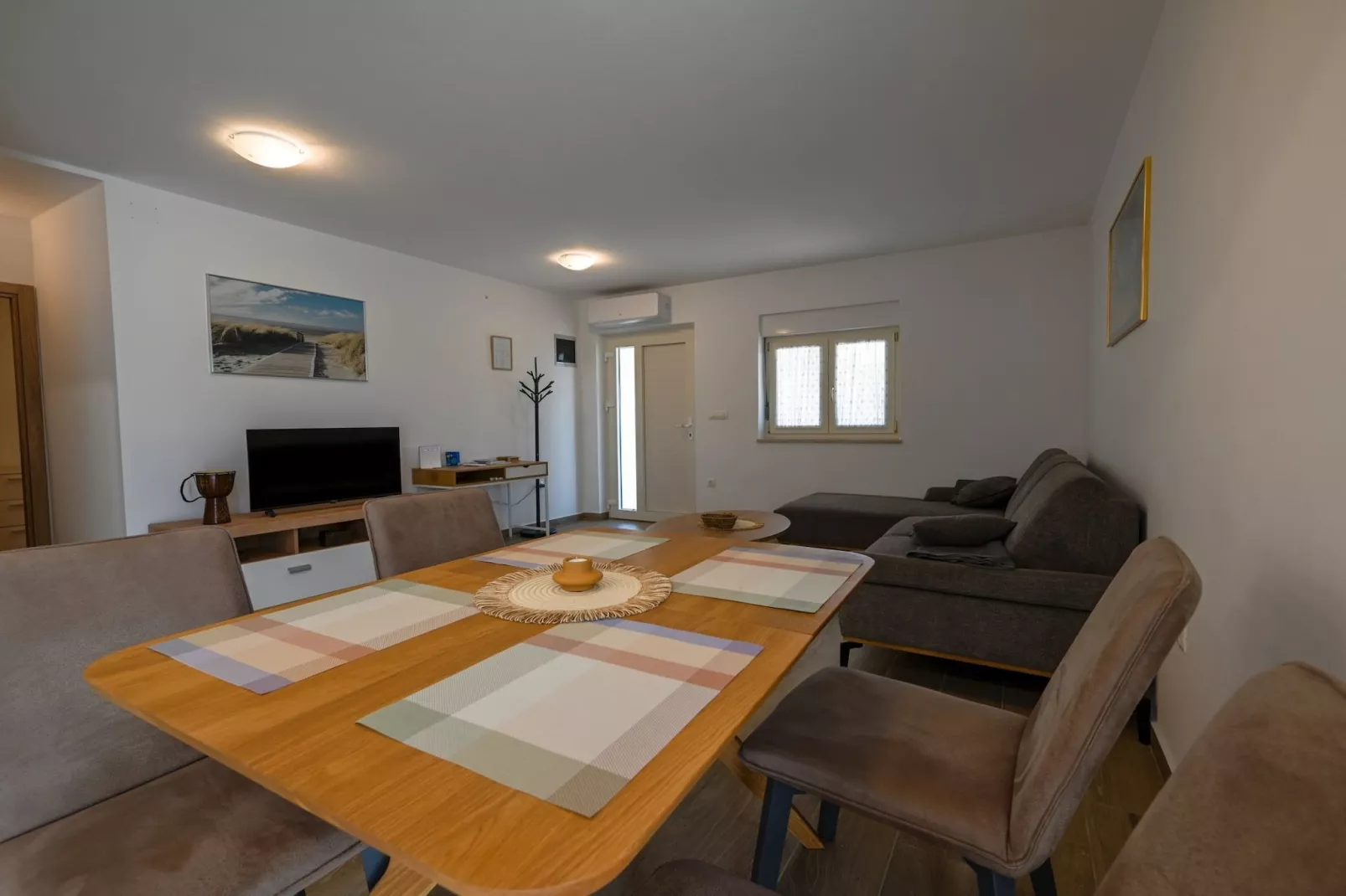 Rovinj Countryside Escape Holiday Home - Two Bedroom Holiday Home with Terrace