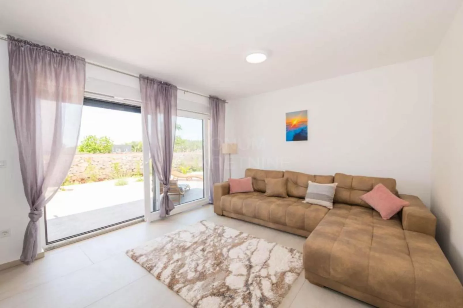 Villa Sunrise with Outdoor Pool - Four Bedroom Villa with Pool