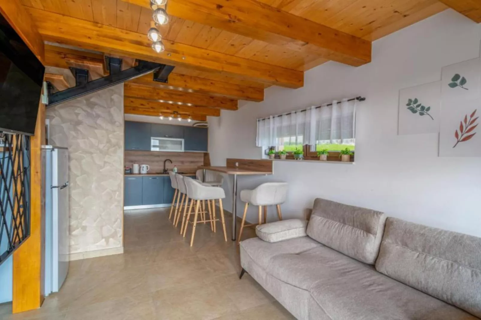 Villa Breg - Four Bedroom Villa with Pool, Hot-Tub and Sauna