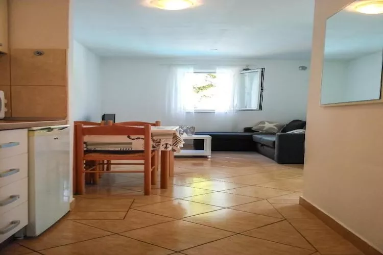 Lumbarda Resort Apartments - Comfort One Bedroom Apartment  D2