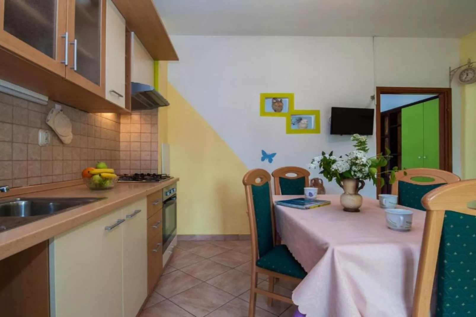 Seaside Oasis Apartments on Island Ugljan - One Bedroom Apartment with Terrace (owner Cvita 2)