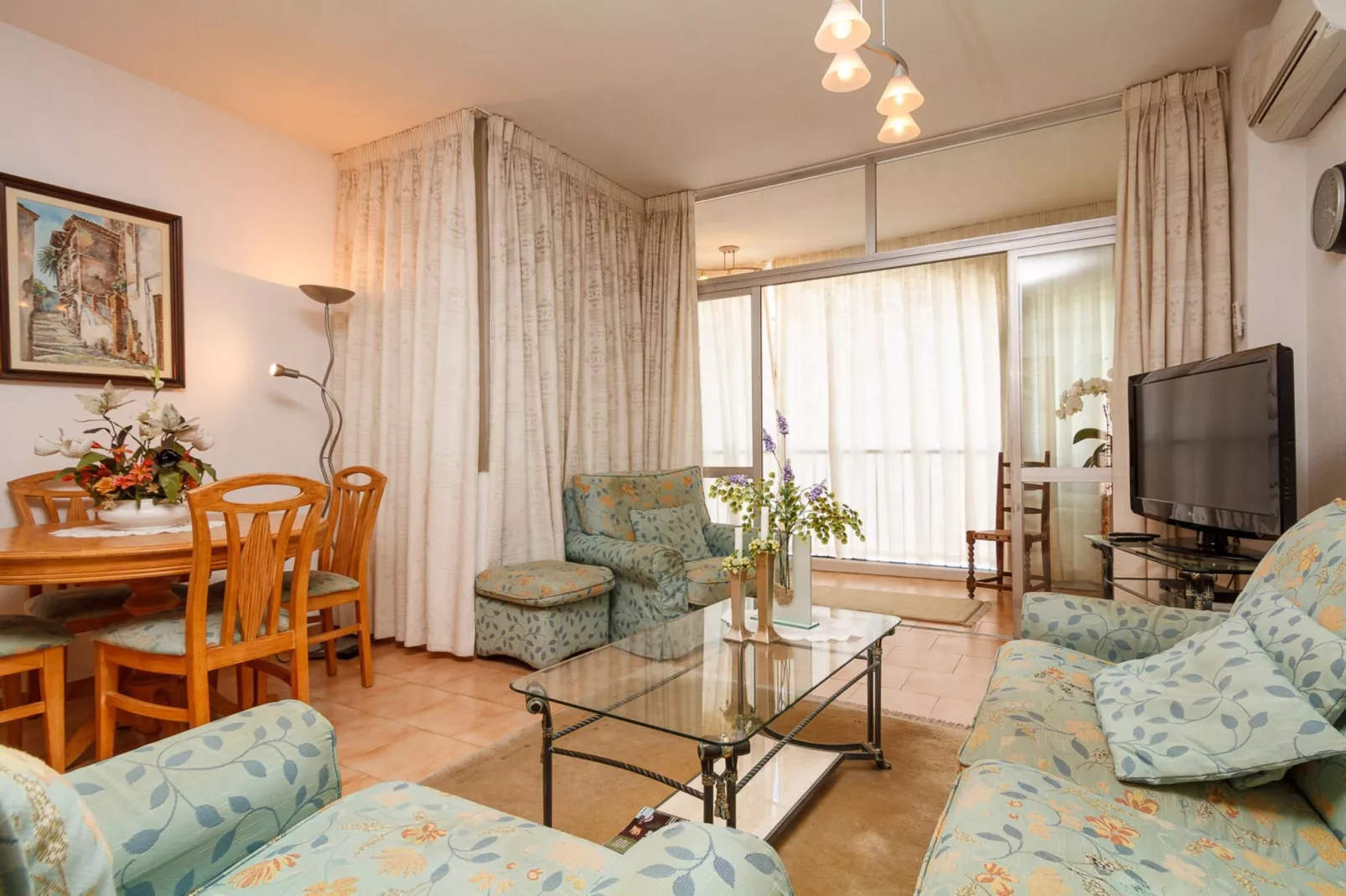 Carabeo 22 Apartment by Casasol
