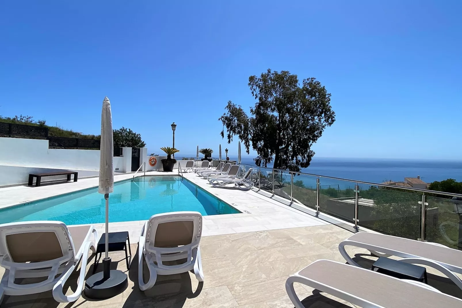 Balcon del Mar Seaview 115 by Casasol