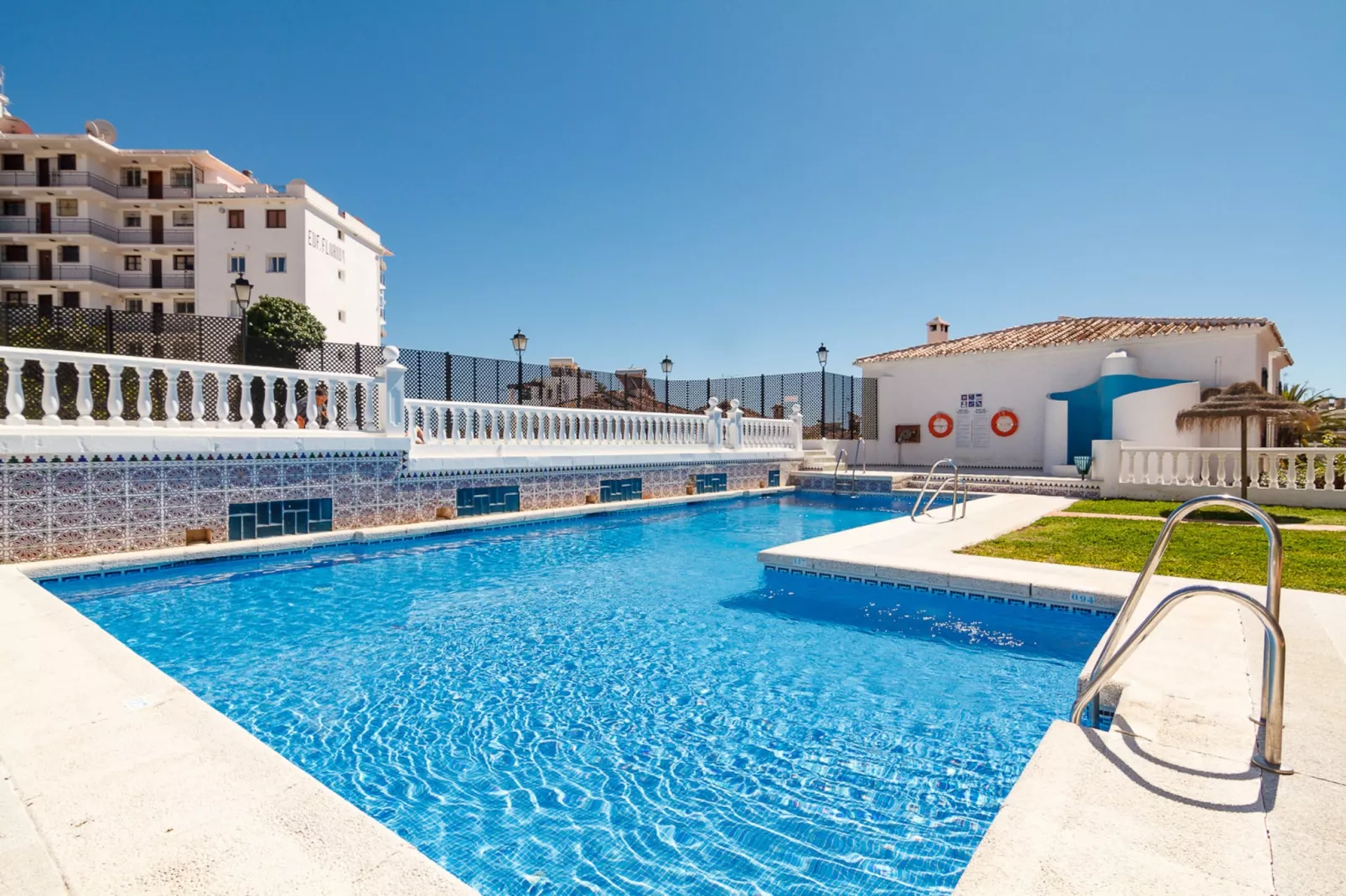 Verano Azul 67 Seaview by Casasol
