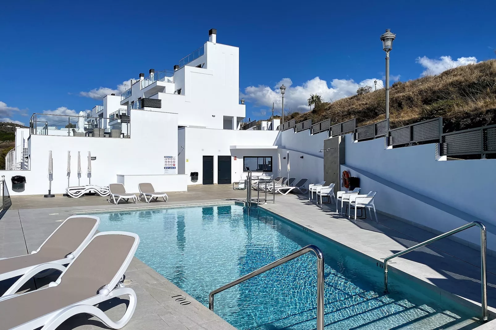 Balcon del Mar Seaview 114 by Casasol