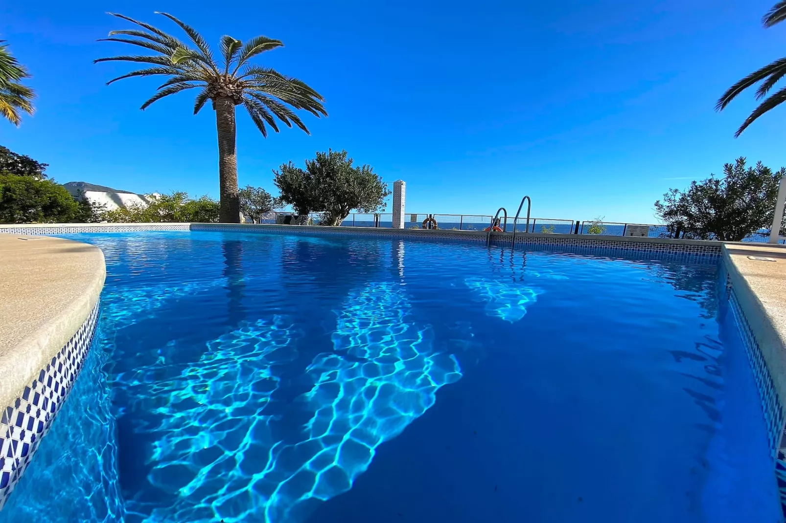 Tuhillo E1 Luxury Seaview by Casasol