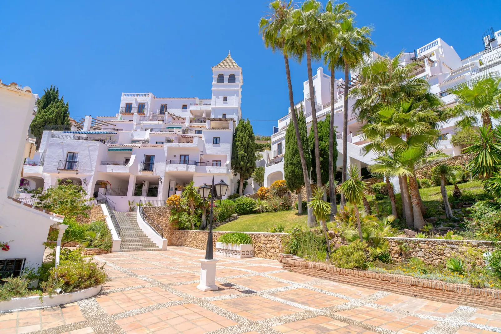 Capistrano Playa 201 by Casasol