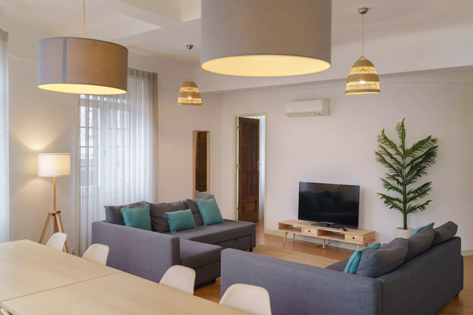 Feel Porto Downtown Luxury Retreat