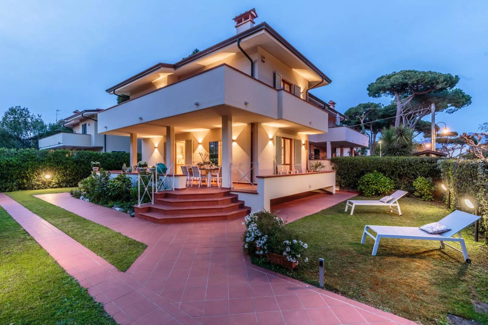 Regina Beach Villa, by the beach in Marina di Piet