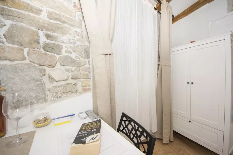 Apartments Stone Elegance (ST) - Studio Apartment (Rudula)