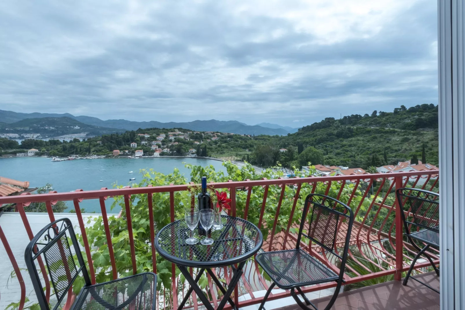 Oreb Dream Apartments - Two Bedroom Apartment with Terrace and Garden View (Apartment 5)