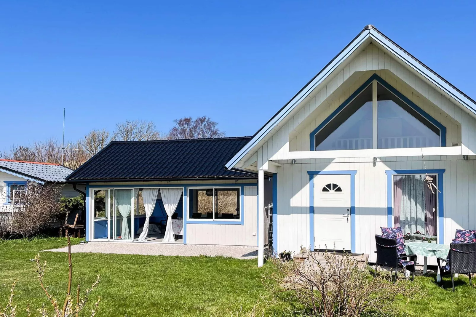 Charming Garden Cottage in Levide