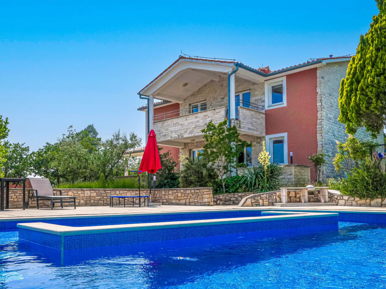 Villa Majmajola