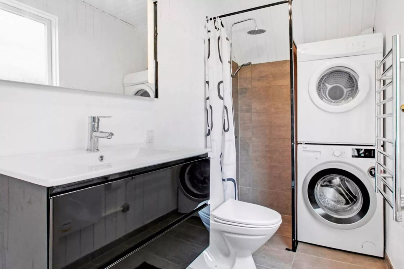 12 person holiday home in Glesborg-Indoor