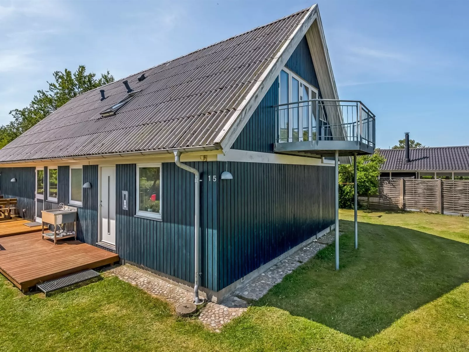 "Hekla" - 150m from the sea
