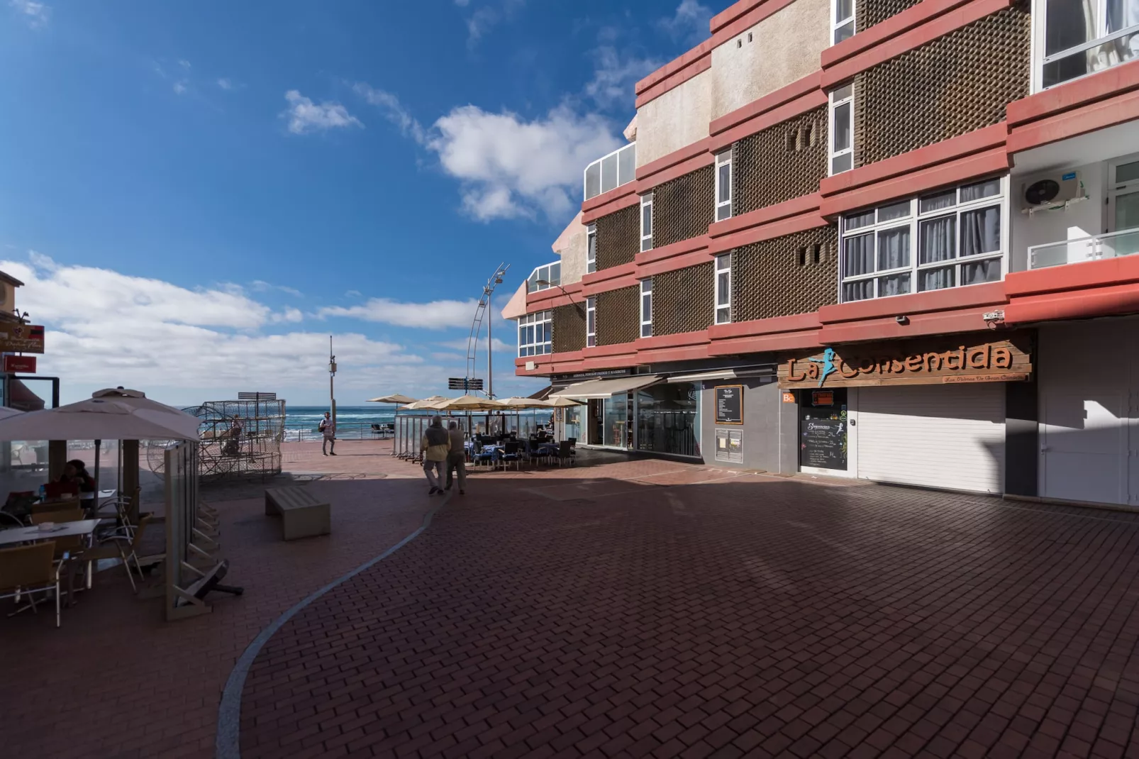 Nice beach views with terrace By CanariasGetaway