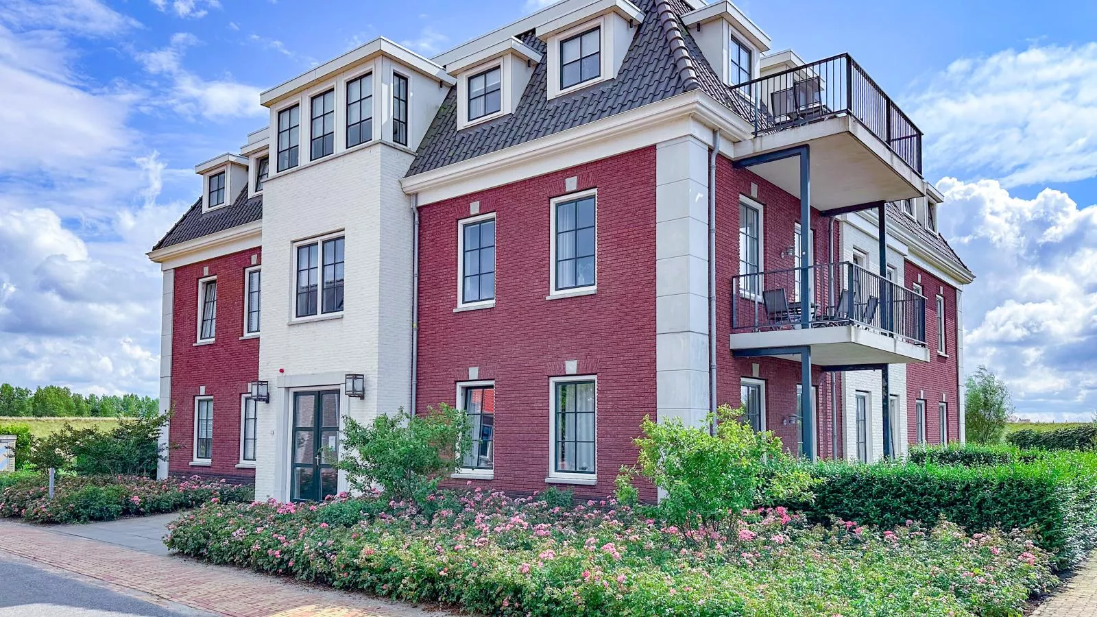 SeaLuxe Suite